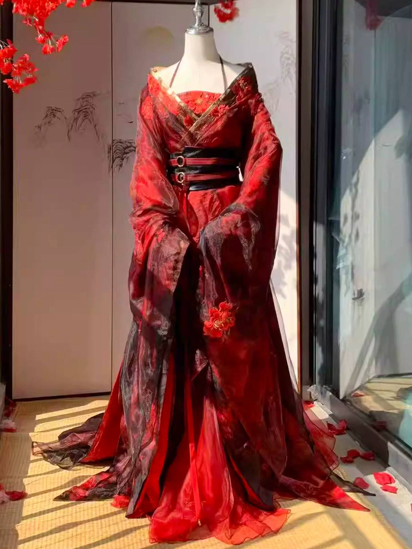 Neues Datura Red Hanfu Damen-K – Embroidery Set Bewertung und Preis