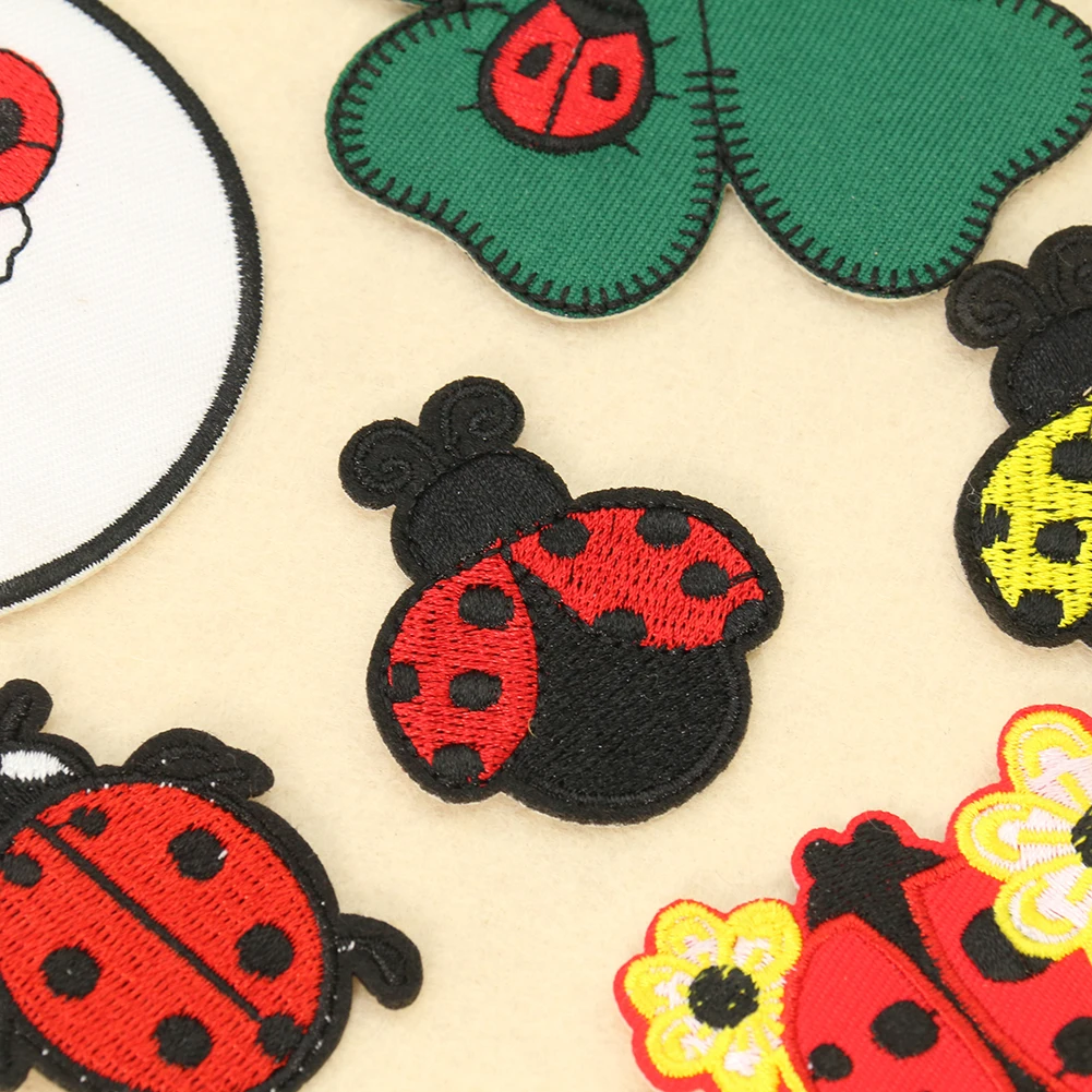 2pc Cartoon Marienkäfer vier b – Embroidery Lady Bug Bewertung und Preis